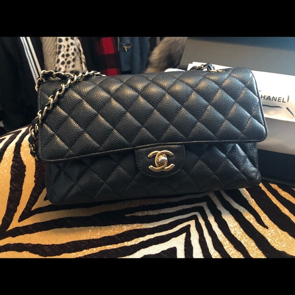 CHANEL Handbags - Classic Chanel handbag